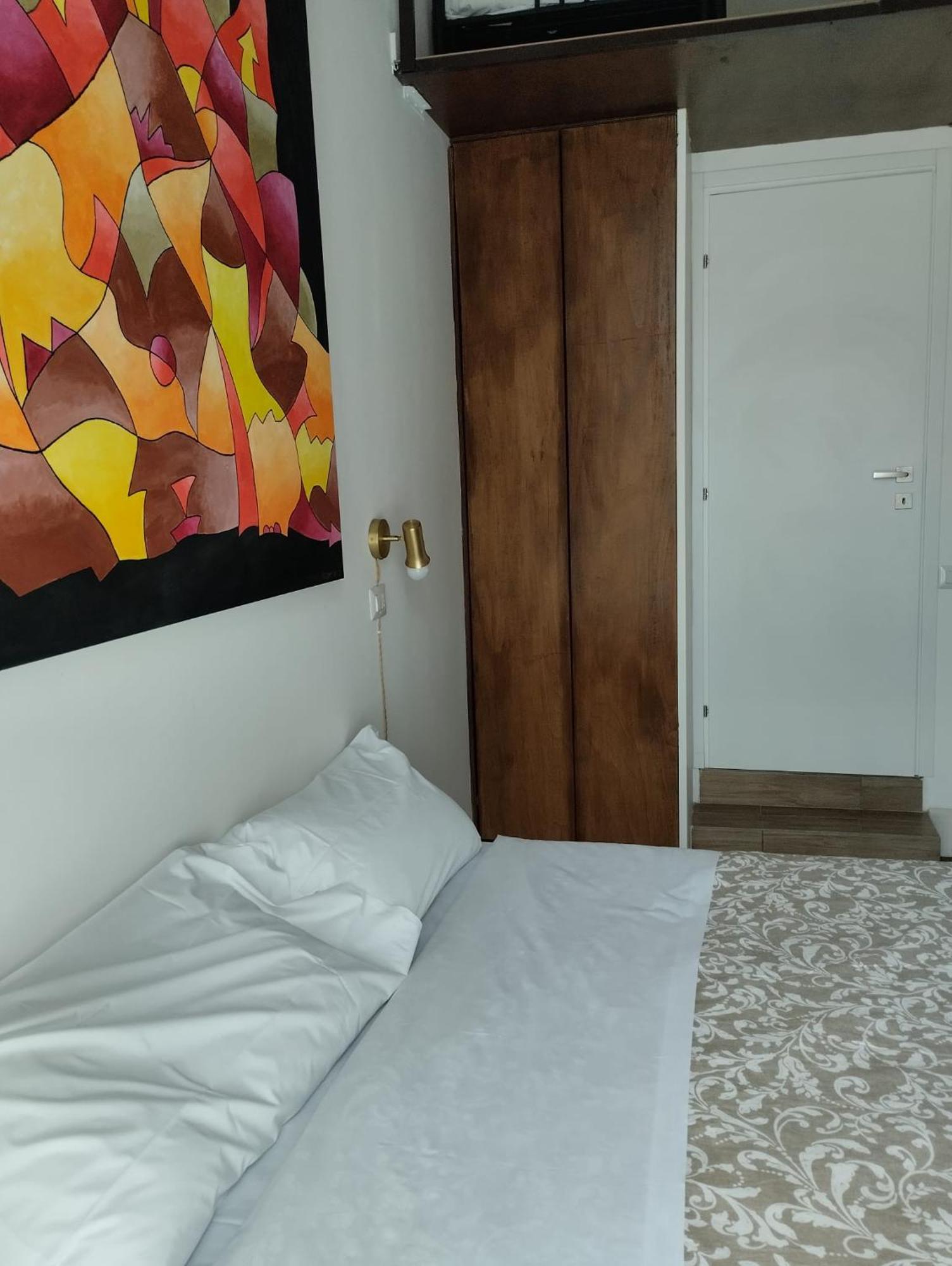Residence E Appartamenti Cavallerizza Naples Exterior photo